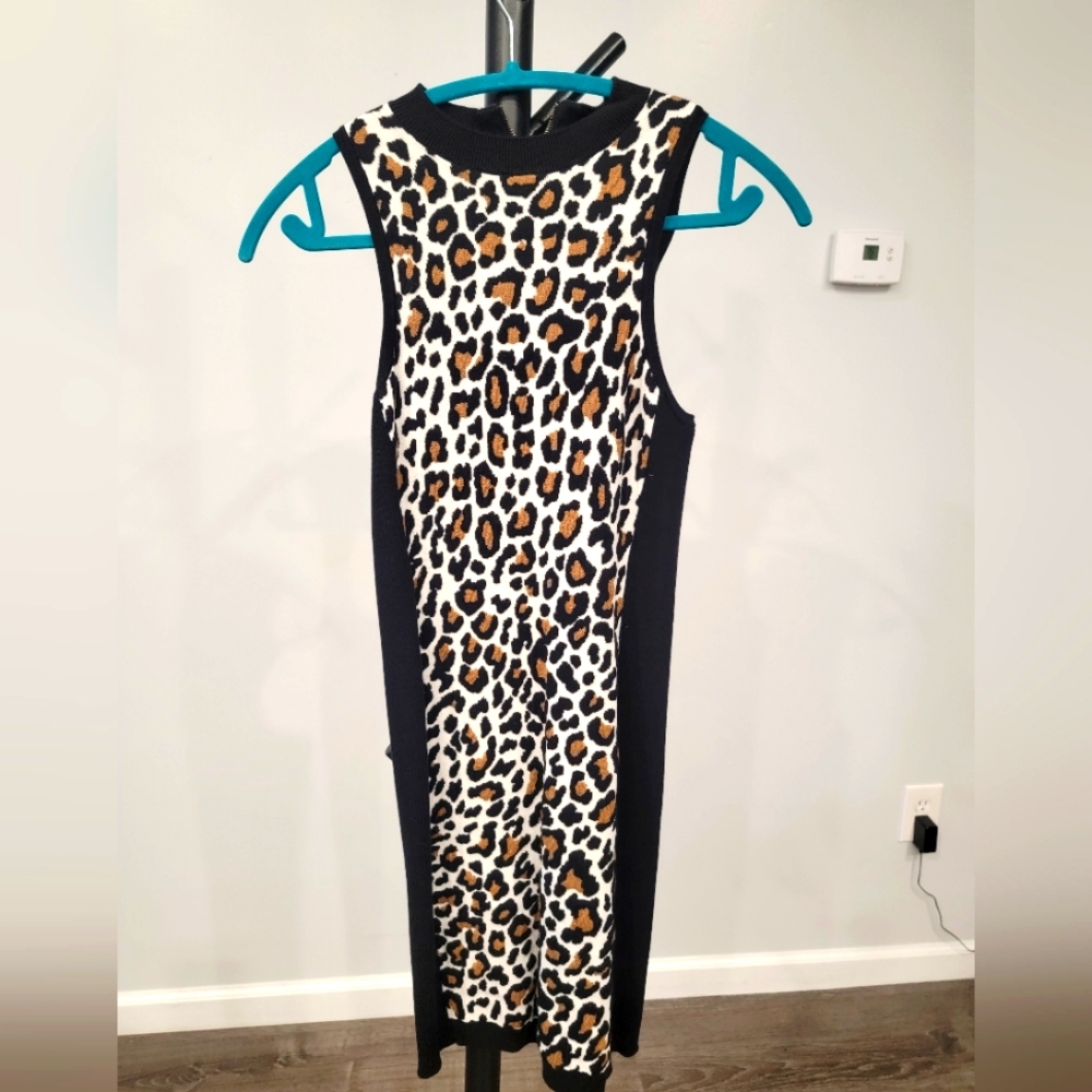 Leopard sleeveless sweater dress, M